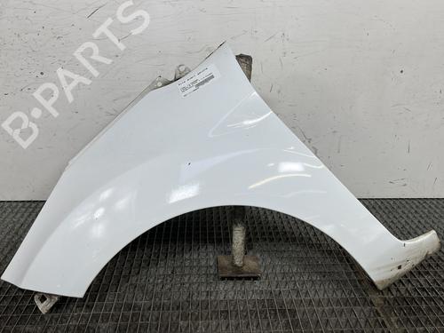 Guarda-lamas esquerdo FORD FIESTA VI (CB1, CCN) 1.4 TDCi (70 hp) 31130230