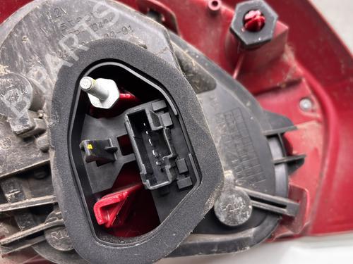 Used Right taillight Right taillight 31641393 31641393