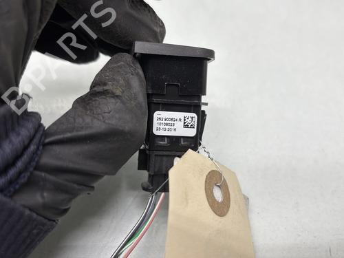 warning-switch-renault-kadjar-ha_-hl_-2015-30297085 main image