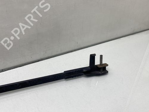 Used Front windshield wiper arm Front windshield wiper arm 30297214 30297214