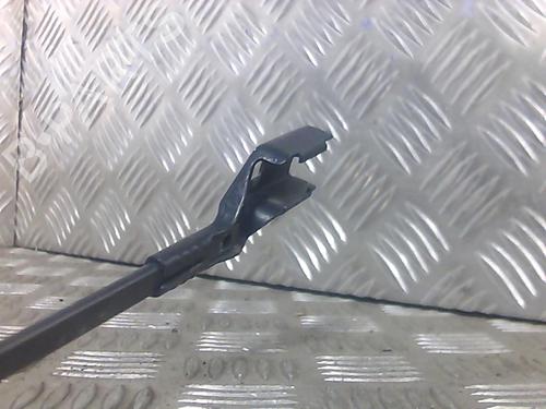 Front windshield wiper arm FORD FIESTA VI (CB1, CCN) 1.6 TDCi | BP19983831C143 