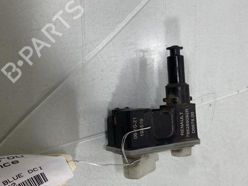 Fuel door actuator RENAULT CLIO V (B7_) 1.5 Blue dCi 100 (B7AD) | BP30778000E18