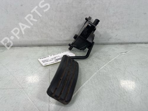 Pedale Pedale RENAULT SCÉNIC II (JM0/1_) 1.5 dCi (JM02, JM13) (101 hp) 36389140 36389140