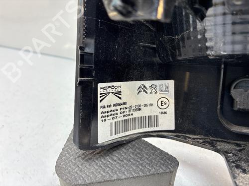 Used Right taillight Right taillight 37755662 37755662