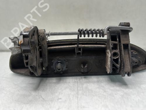 Klamka zewnętrzna drzwi tylnych lewych DACIA LOGAN (LS_) 1.5 dCi (LS0K) | BP30933098C130