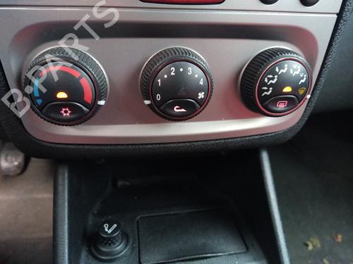 Right front indicator ALFA ROMEO 147 (937_) 1.6 16V T.SPARK (937.AXA1A, 937.AXB1A, 937.BXB1A) | BP36364386C33  - Image 19
