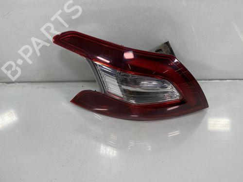 Used Left taillight PEUGEOT 308 II (LB_, LP_, LW_, LH_, L3_) 1.2 THP 110 (110 hp) 26506789