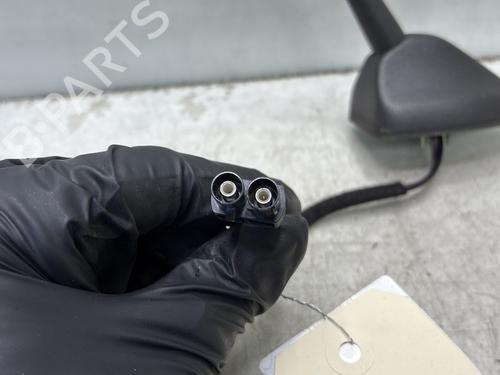 antennabase-ford-fiesta-vii-hj-hf-2017-33774388 main image