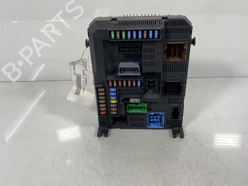 Used Fuse box PEUGEOT 208 I (CA_, CC_) 1.6 BlueHDi 120 (120 hp) 20008676