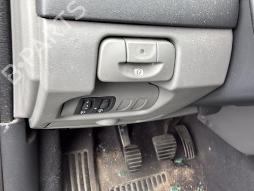 Right front window switch RENAULT SCÉNIC II (JM0/1_) 1.9 D | BP34243411I26 - Image 12