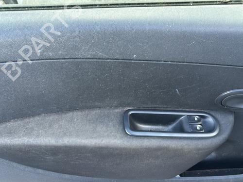Front left door window RENAULT CLIO III (BR0/1, CR0/1) 1.5 dCi (BR17, CR17) | BP30791648C18