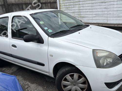 Venstre foran invendig håndtak RENAULT CLIO II (BB_, CB_) 1.2 (BB0A, BB0F, BB10, BB1K, BB28, BB2D, BB2H, CB0A,... | BP28705149I13 