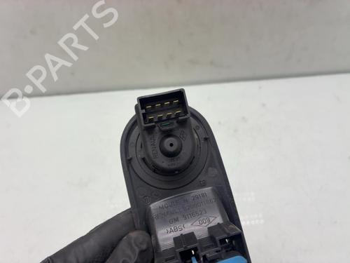 Left front window switch RENAULT TRAFIC II Van (FL) 2.0 dCi 90 (FL0H, FL00, FL01, FL0M, FL0P, FL0S) | BP40500710I27 - Image 2