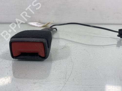 Used Seat buckle VW POLO VI (AW1, BZ1, AE1) 1.0 (75 hp) 29568266