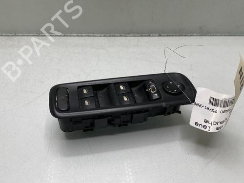 Venstre fortil elrude kontakt CITROËN C8 (EA_, EB_) 2.2 HDi (128 hp) 28281179