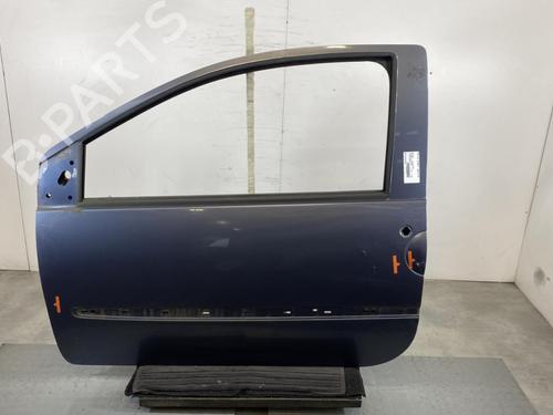 Used Left front door RENAULT TWINGO II (CN0_) 1.2 16V (CN04, CN0B) (75 hp) 25261947