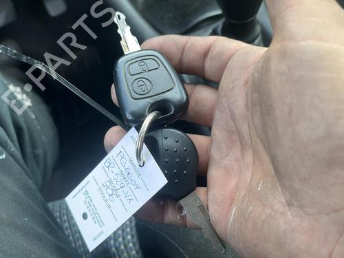 Front right window mechanism PEUGEOT 206 Hatchback (2A/C) 1.4 HDi eco 70 | BP27632392C23 