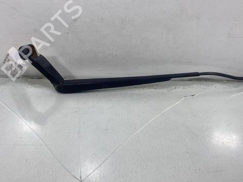 Front windshield wiper arm TOYOTA YARIS (_P9_) 1.0 VVT-i (KSP90_, KSP90R) | BP30888062C143