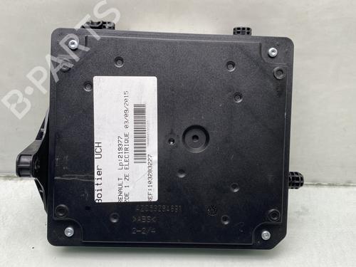 Used Fuse box Fuse box RENAULT ZOE (BFM_) ZOE (92 hp) 26318939 26318939