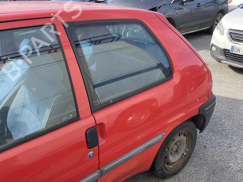 Right front fenders PEUGEOT 106 II (1A_, 1C_) 1.0 i | BP21822406C42 
