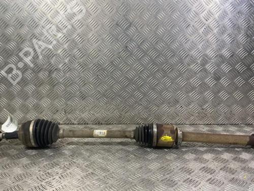 Used Right front driveshaft Right front driveshaft RENAULT MEGANE III Hatchback (BZ0/1_, B3_) 1.6 dCi (BZ00, BZ12, BZ13) (130 hp) 19990881 19990881