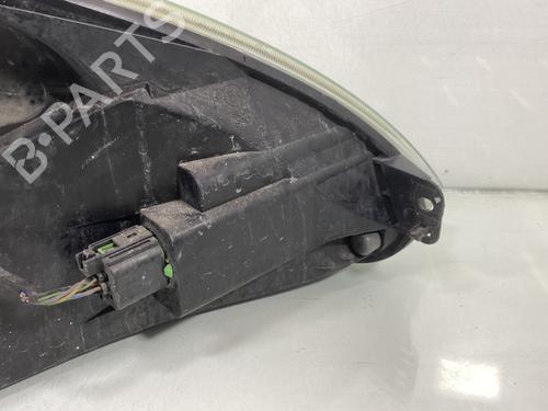 Left headlight FORD FIESTA V (JH_, JD_) 1.4 TDCi | BP23767040C28