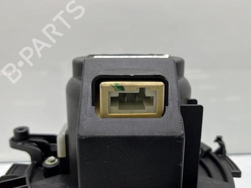 Heater blower motor PEUGEOT EXPERT Van (V_) 1.6 BlueHDi 115 | BP29886847M62