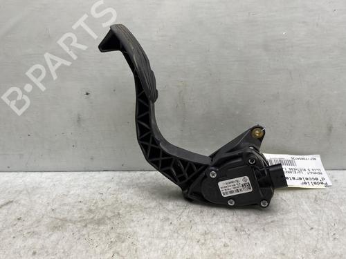 Used Pedal RENAULT CLIO V (B7_) 1.5 Blue dCi 85 (B7AG) (86 hp) 19972737