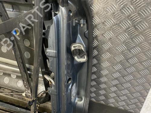 Used Left front door VW TOUAREG (7LA, 7L6, 7L7) 2.5 R5 TDI (174 hp) 19996920