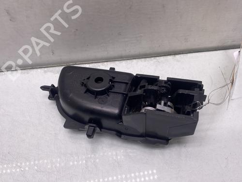 Used Front left interior door handle Front left interior door handle TOYOTA YARIS (_P13_) 1.5 Hybrid (NHP130_, NHP130) (101 hp) 28704832 28704832