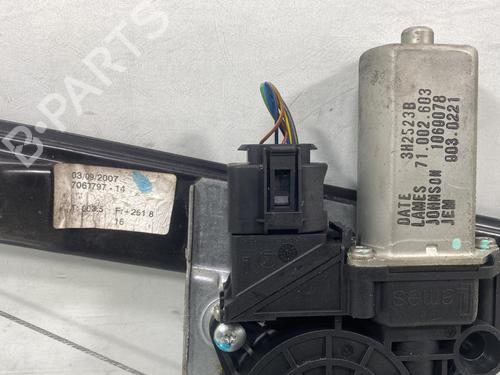 Rear left window mechanism BMW 1 (E87) 118 d | BP27631898C24 
