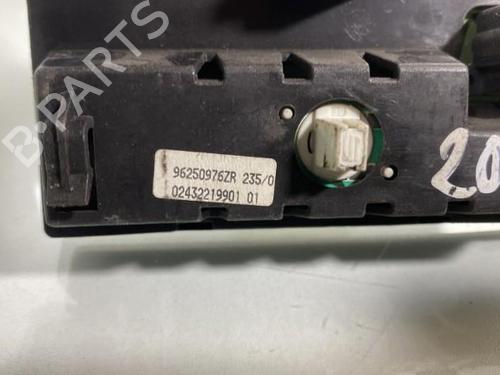 Used Display monitor Display monitor 20036388 20036388