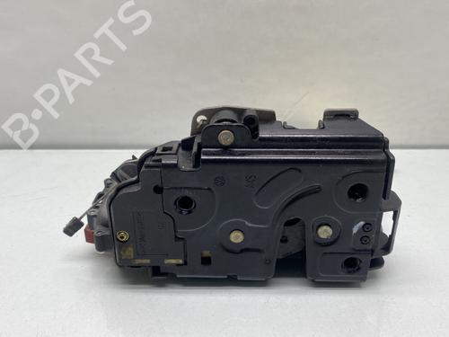 Høyre bak lås VW TOURAN (1T1, 1T2) 1.9 TDI (90 hp) 24638466