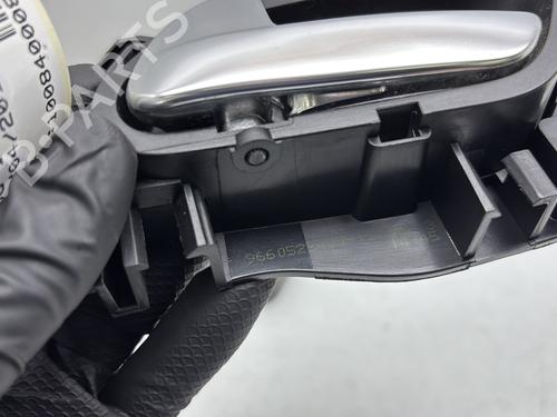 Used Rear left interior door handle Rear left interior door handle PEUGEOT 208 I (CA_, CC_) 1.2 VTI 82 (82 hp) 26952422 26952422