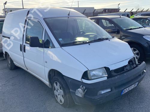 Left front door PEUGEOT EXPERT Van (222) 2.0 HDI | BP24054777C2 