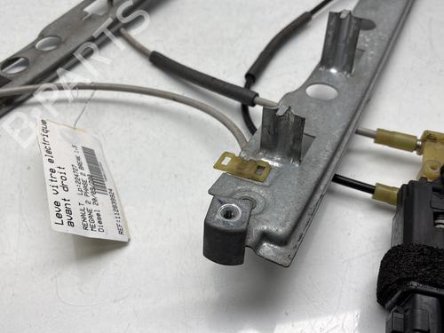 Front right window mechanism RENAULT MEGANE II Estate (KM0/1_) 1.5 dCi (KM16, KM1E) | BP31379542C23 