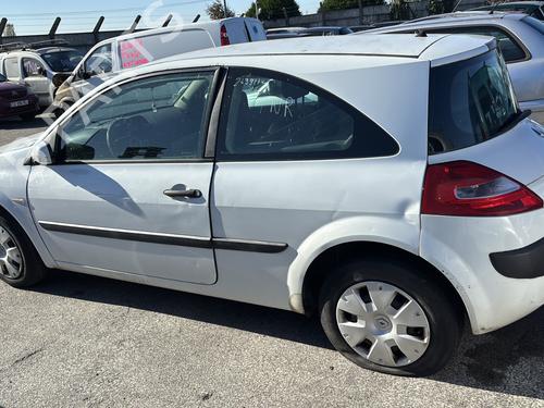 Right front window switch RENAULT MEGANE II (BM0/1_, CM0/1_) 1.5 dCi (BM1F, CM1F) | BP22316068I26 