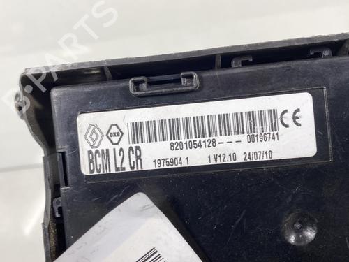 Used Fuse box Fuse box RENAULT CLIO III (BR0/1, CR0/1) [2005-2014] 19995550 19995550