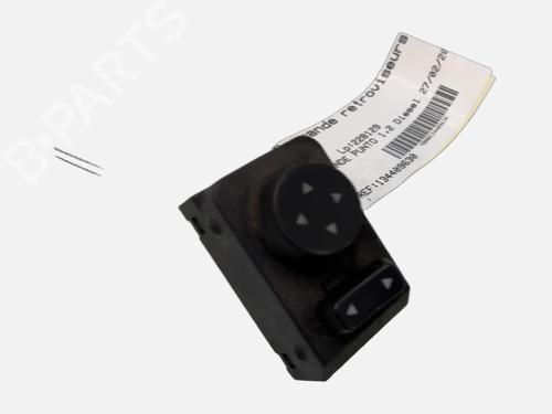 Used Mirror switch Mirror switch FIAT GRANDE PUNTO (199_) 1.3 D Multijet (199.AXD11, 199.AXD1A, 199.AXD1B,... (90 hp) 40030729 40030729