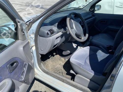 Éclairage de plaque d'immatriculation RENAULT CLIO II (BB_, CB_) 1.2 (BB0A, BB0F, BB10, BB1K, BB28, BB2D, BB2H, CB0A,... | BP30864049I40