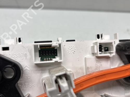 Used Climate control Climate control CITROËN C3 III (SX) 1.6 BlueHDi 75 (75 hp) 32230512 32230512