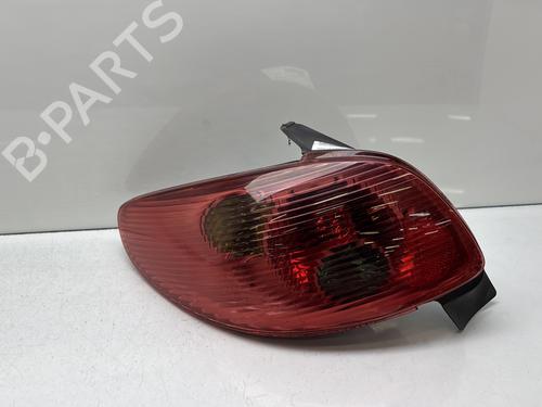 Venstre baglygte PEUGEOT 206 Hatchback (2A/C) 1.4 i (75 hp) 29707604