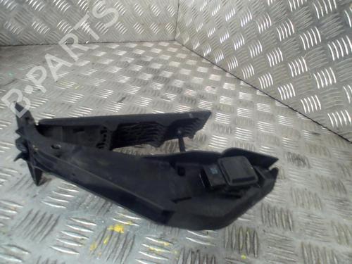 Used Pedal Pedal BMW 5 Touring (E61) 525 d (163 hp) 19975982 19975982