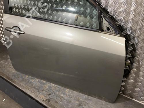 Used Right front door NISSAN PRIMERA Hatchback (P12) [2002-2025]  27482786
