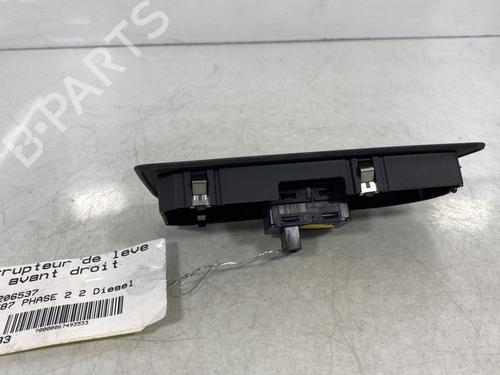 Used Right front window switch Right front window switch BMW 1 (E87) 118 d (136 hp) 19995453 19995453