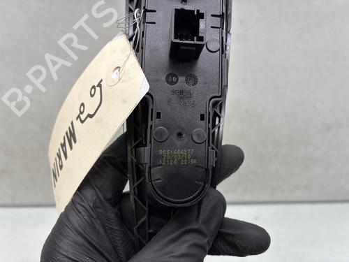 left-front-window-switch-citroen-c4-i-lc_-2004-2005-2006-2007-2008-2009-2010-2011-2012-2013-2014-37452287 main image