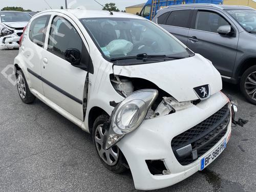 Left taillight PEUGEOT 107 (PM_, PN_) 1.0 | BP32469987C34 