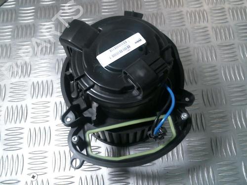 Used Heater blower motor Heater blower motor RENAULT MEGANE IV Hatchback (B9A/M/N_) 1.2 TCe 130 (B9MR) (130 hp) 22916324 22916324