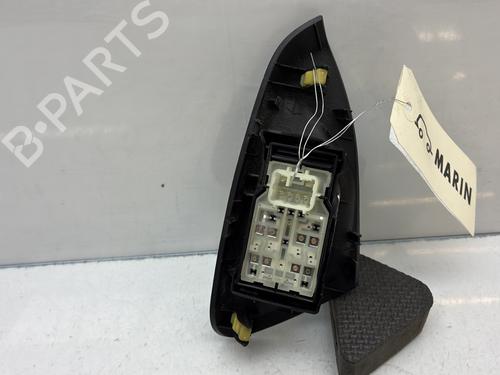 Used Left front window switch Left front window switch PEUGEOT 108 1.2 (82 hp) 33858811 33858811