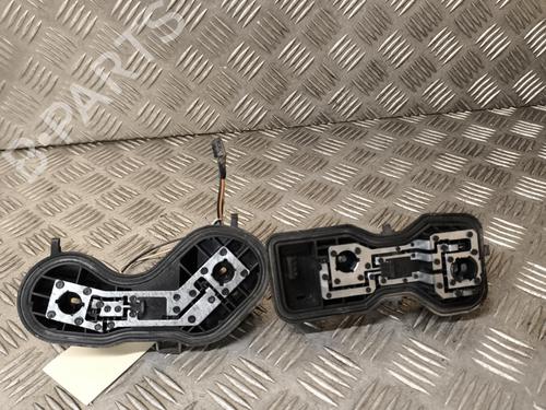 Used Lamp holder RENAULT MEGANE II (BM0/1_, CM0/1_) 1.5 dCi (BM02, BM13, BM2A, CM02, CM13) (101 hp) 26457750